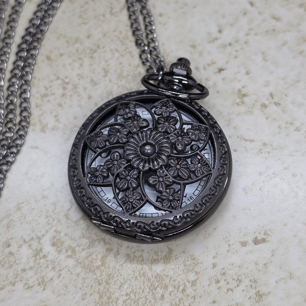 Vintage-style Gunmetal Floral-carved Openwork Quartz Pocket Watch Pendant Chain